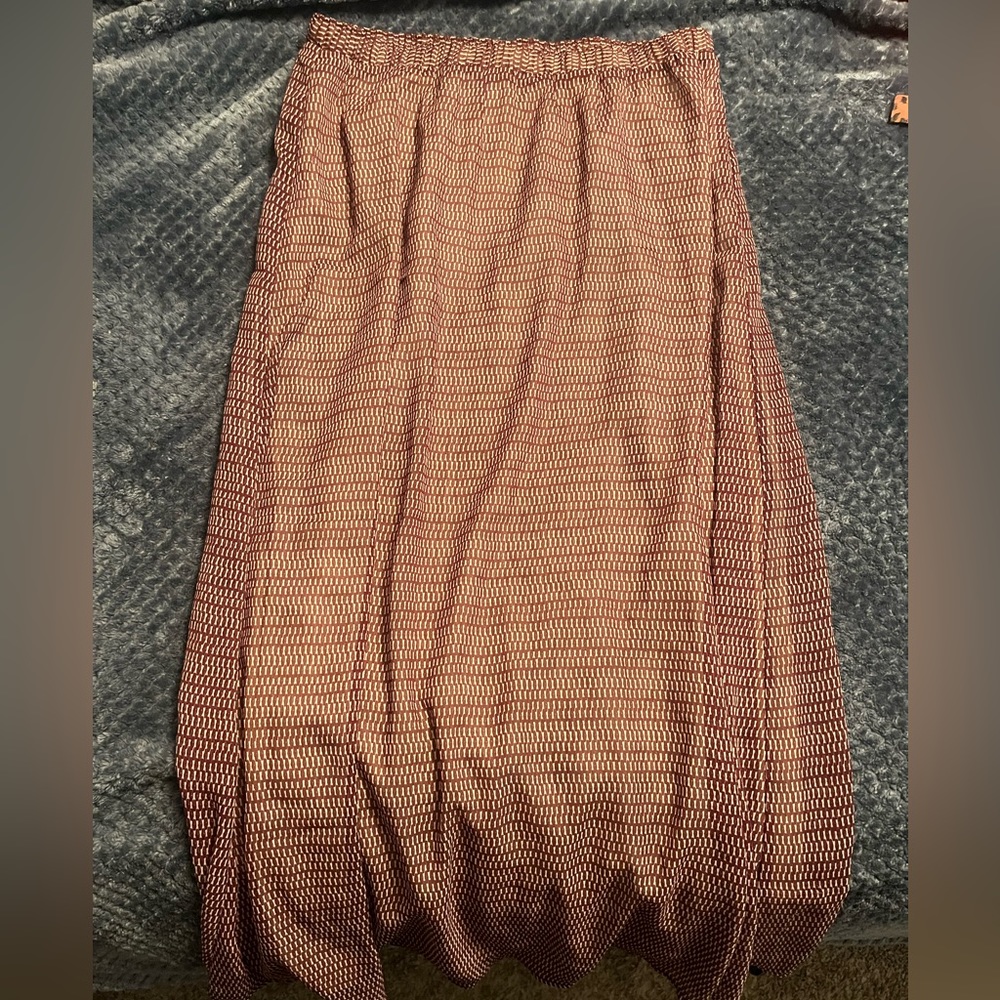 Gap NWOT Burgundy Printed Maxi Skirt Small
